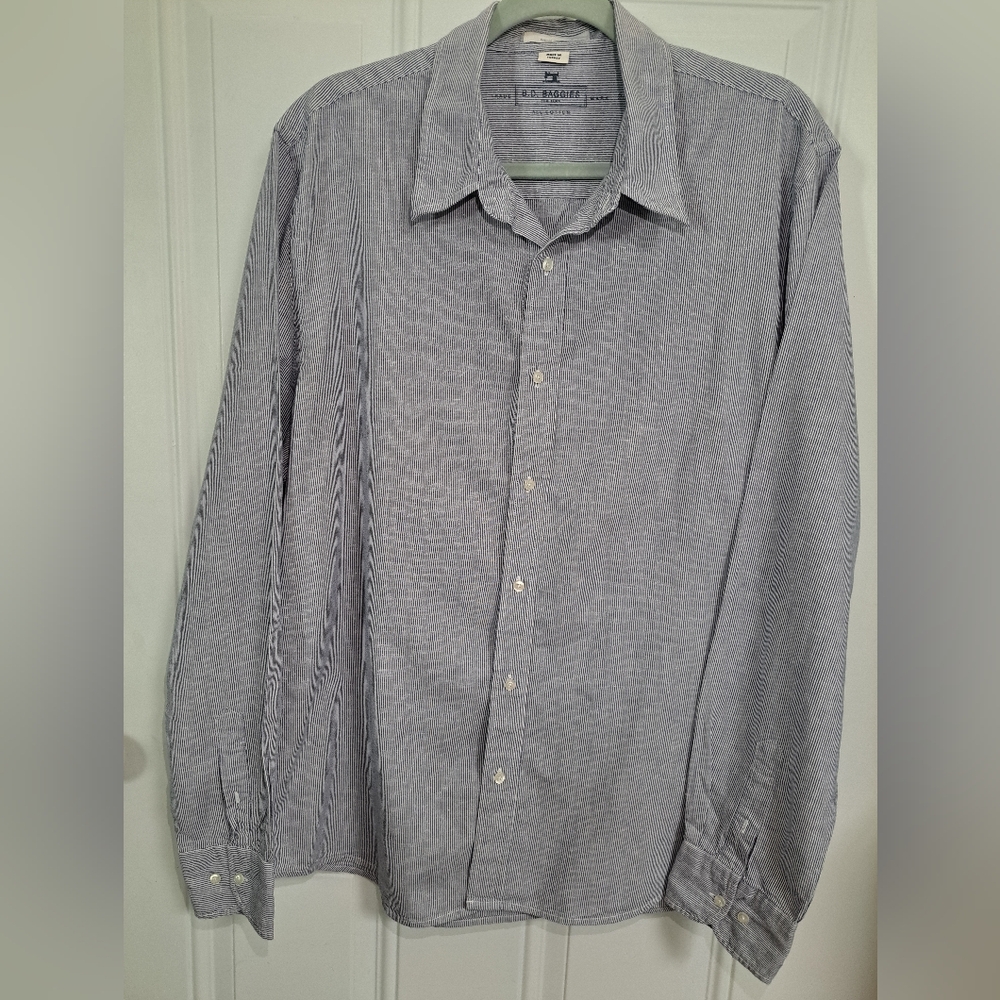 B. D. Baggies Shirt Mens Size L.
